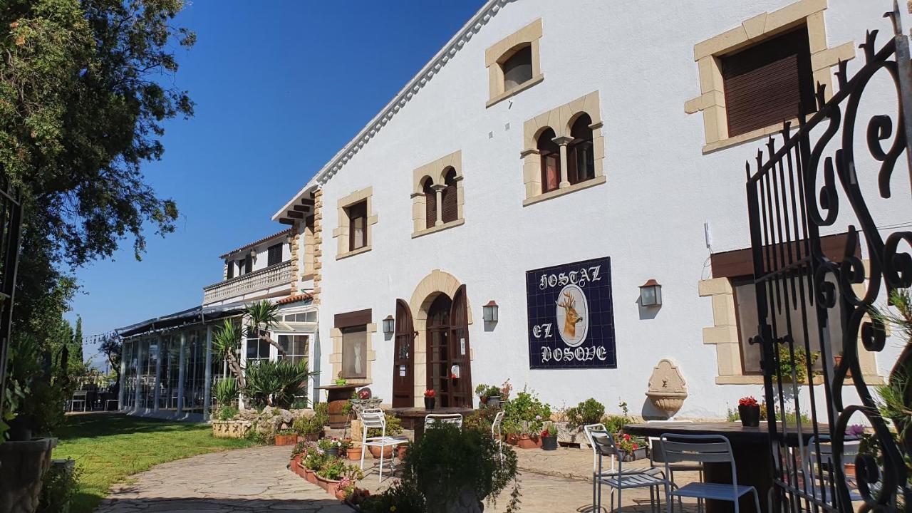 Hotel Restaurant El Bosc Banyeres del Penedes Kültér fotó