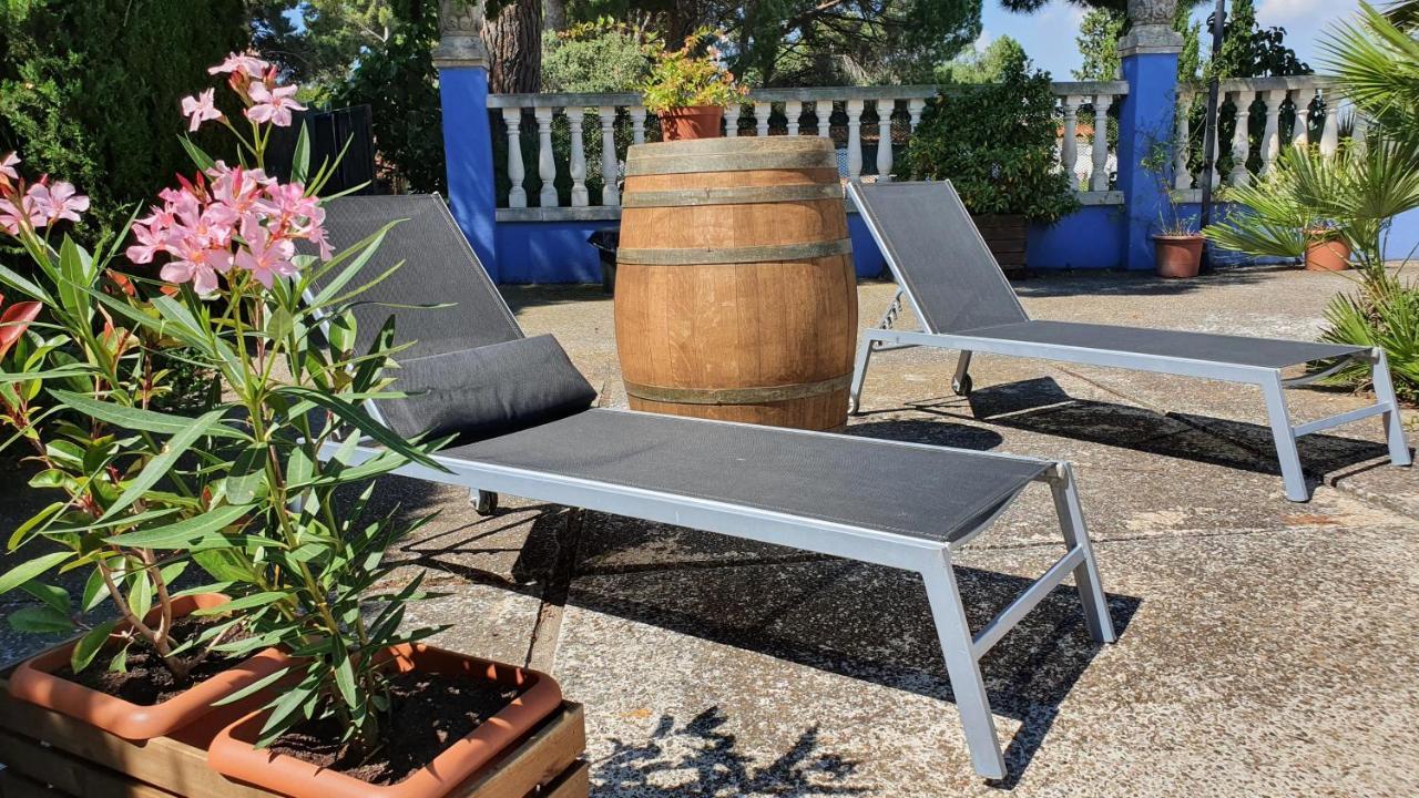 Hotel Restaurant El Bosc Banyeres del Penedes Kültér fotó